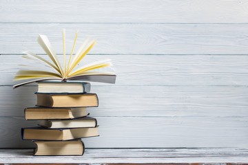 公积金缴纳基数和工资有关系吗