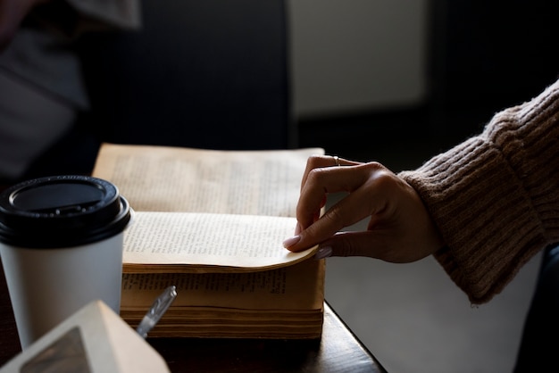 大货车刹车片着火火了怎么办