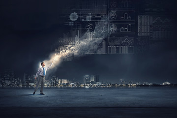 电子商务的产生和发展经历了哪几个阶段